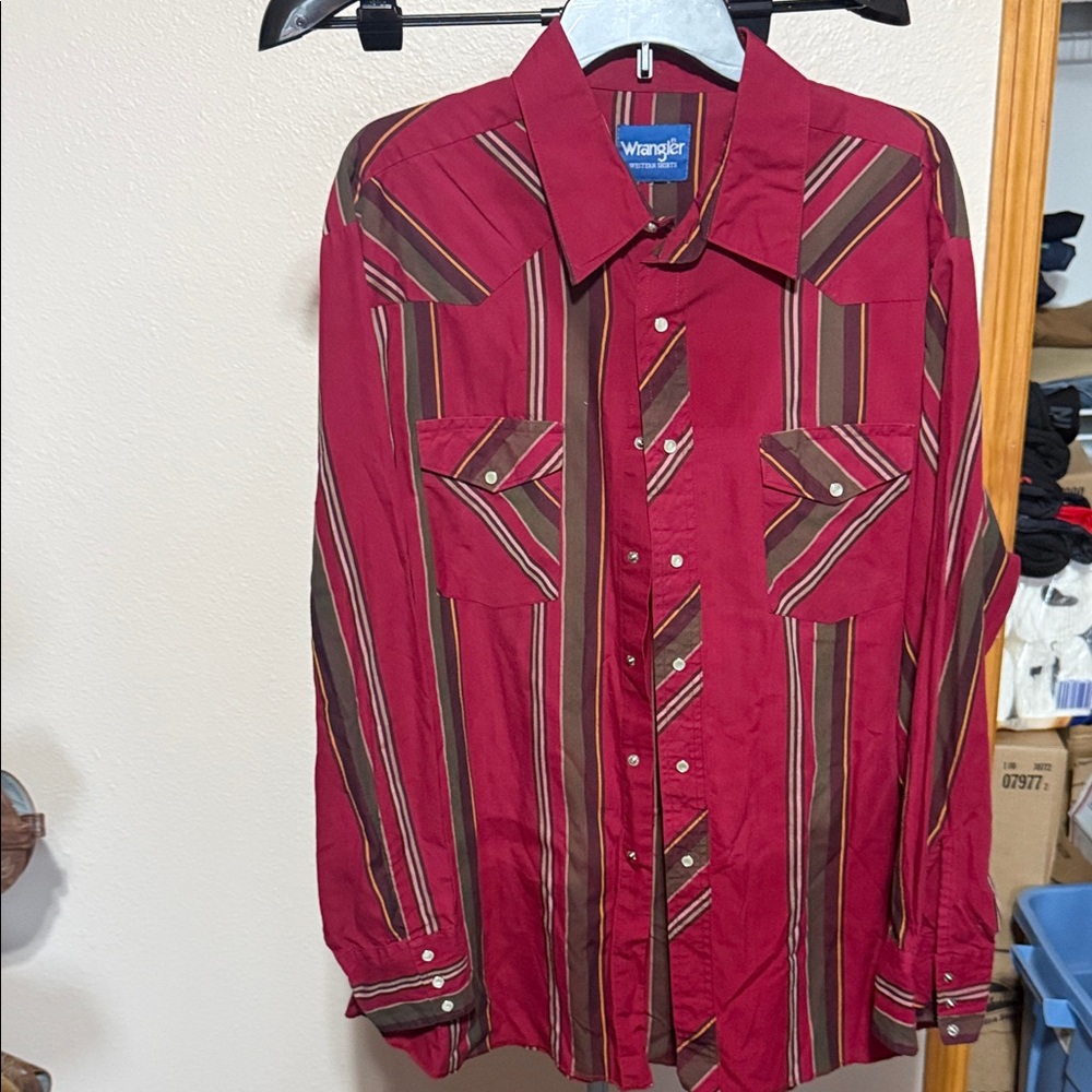 Wrangler Burgundy and Brown Western‎ Shirt